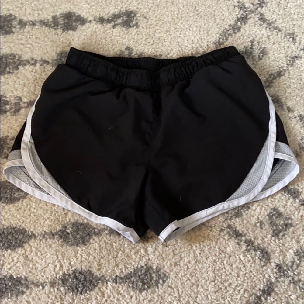 Girls old navy active shorts